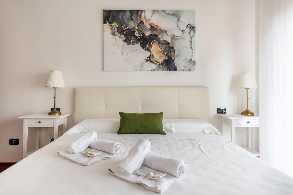 Apartament Attico Vicino Milano, Mxp, Rho Fiera Busto Arsizio Zewnętrze zdjęcie